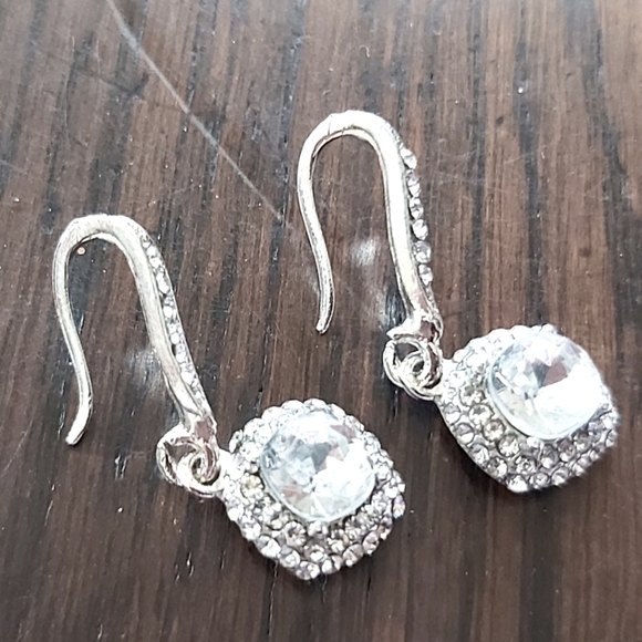 Jewelry - Rhinestone  earrings